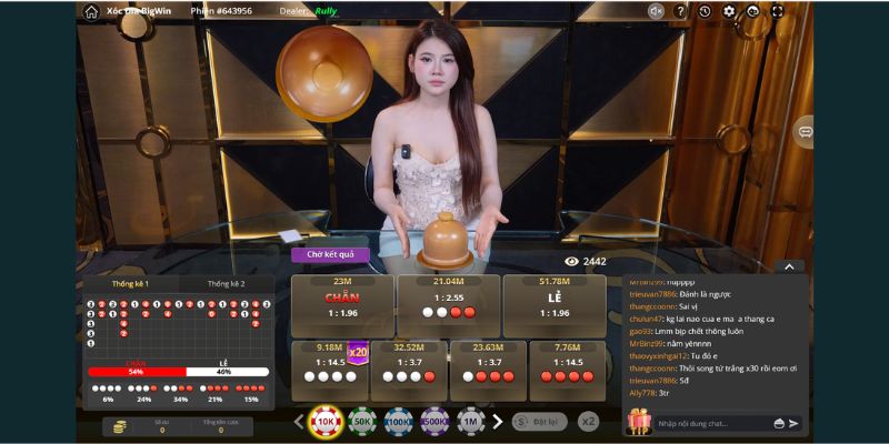 Khám phá xóc đĩa live: Trải nghiệm chân thực và mẹo thắng 2 Giao diện chơi xóc đĩa live cùng dealer xinh đẹp